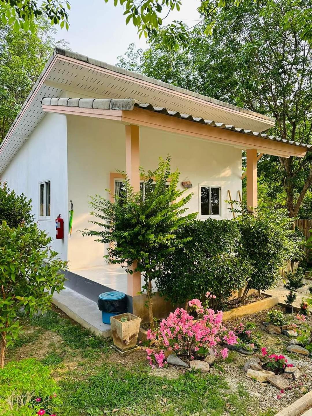 Enda Lanta Bungalows Ko Lanta Esterno foto
